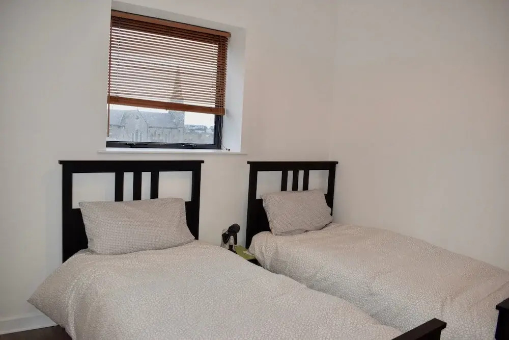 Modern 2 Bedroom Ifsc in Spencer Dock
