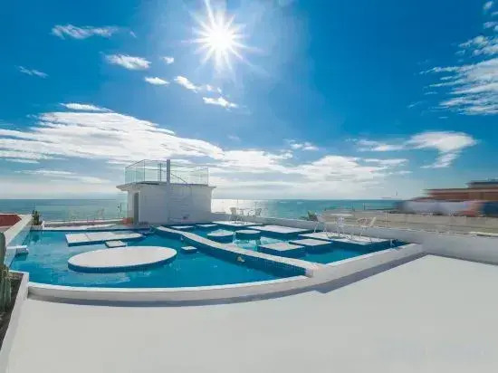 Sanya Yunhai Starry Sky Haiyunju·Full Intelligent Seaview Homestay