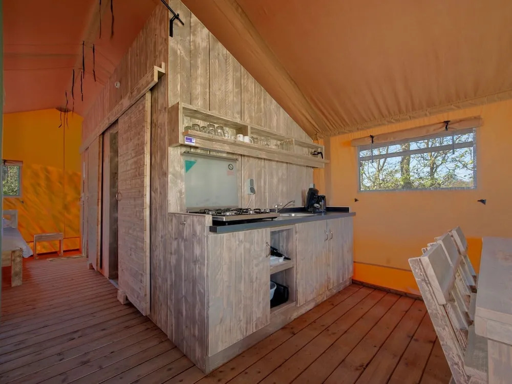 Safari Tent Near Biesbosch & Breda