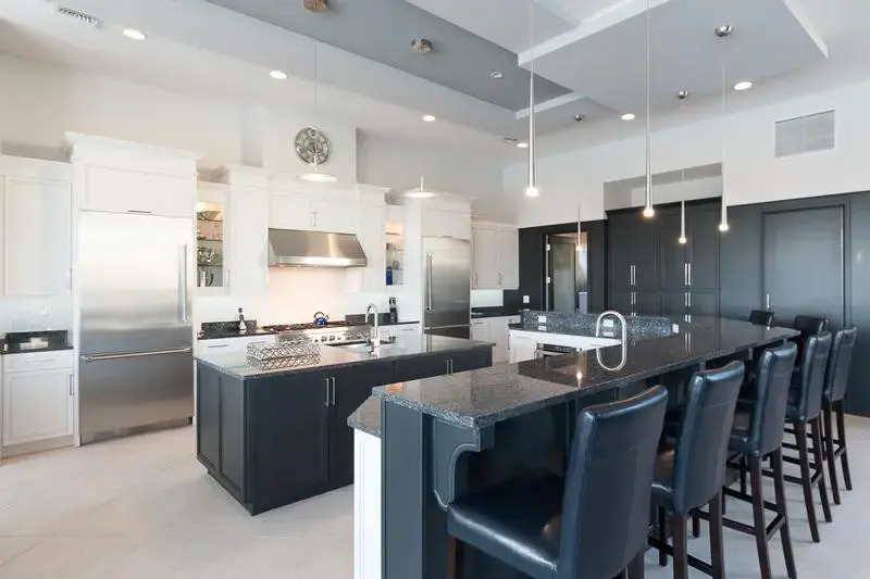 Villa W172 Luxury 12 Bedroom House Sleeps 30