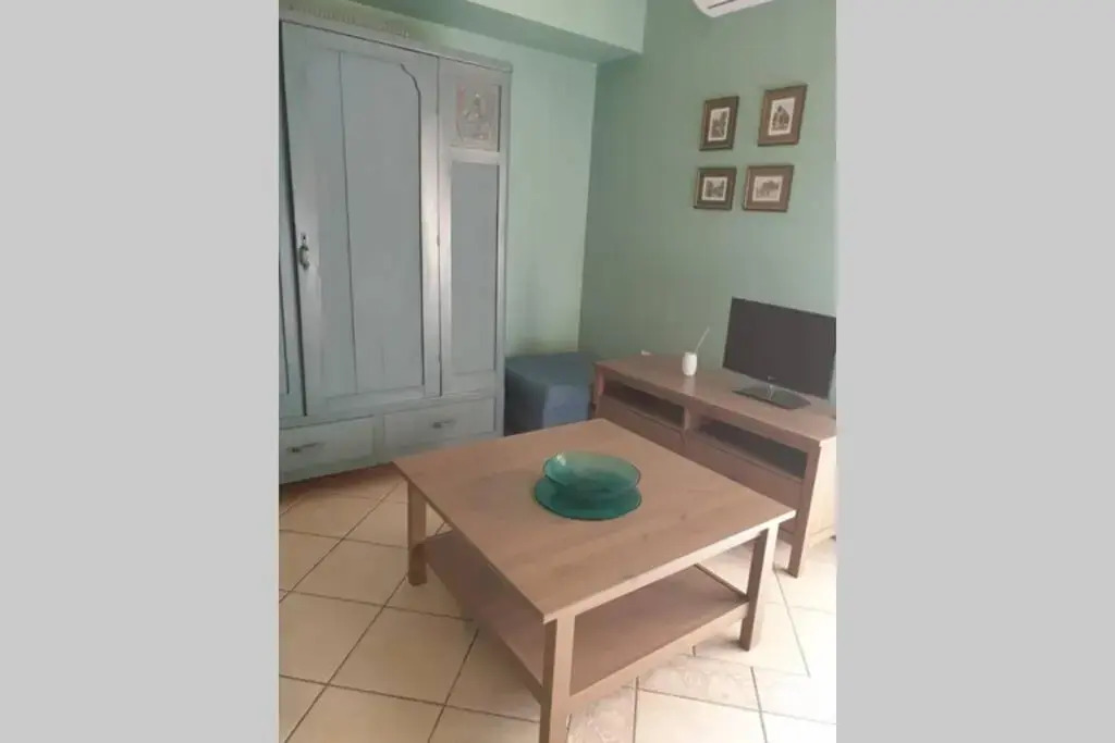 central studio very close to the port of Volos