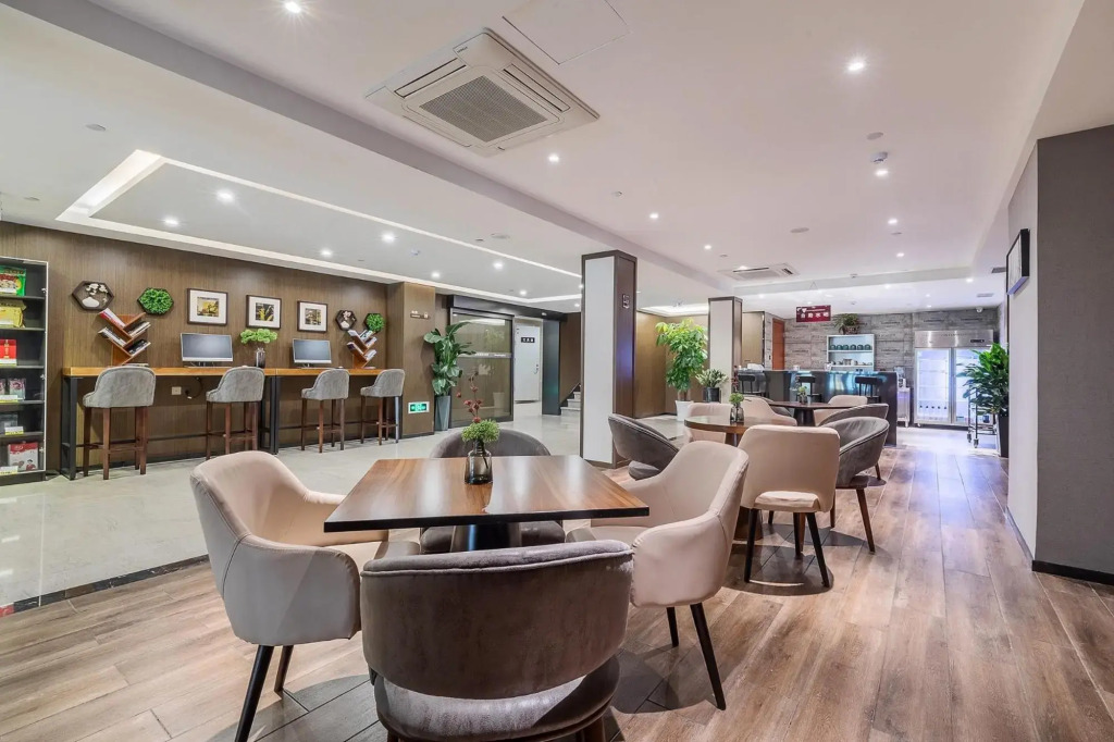 Home Inn Plus Guiyang High-speed Railway North Station Guanshanhu