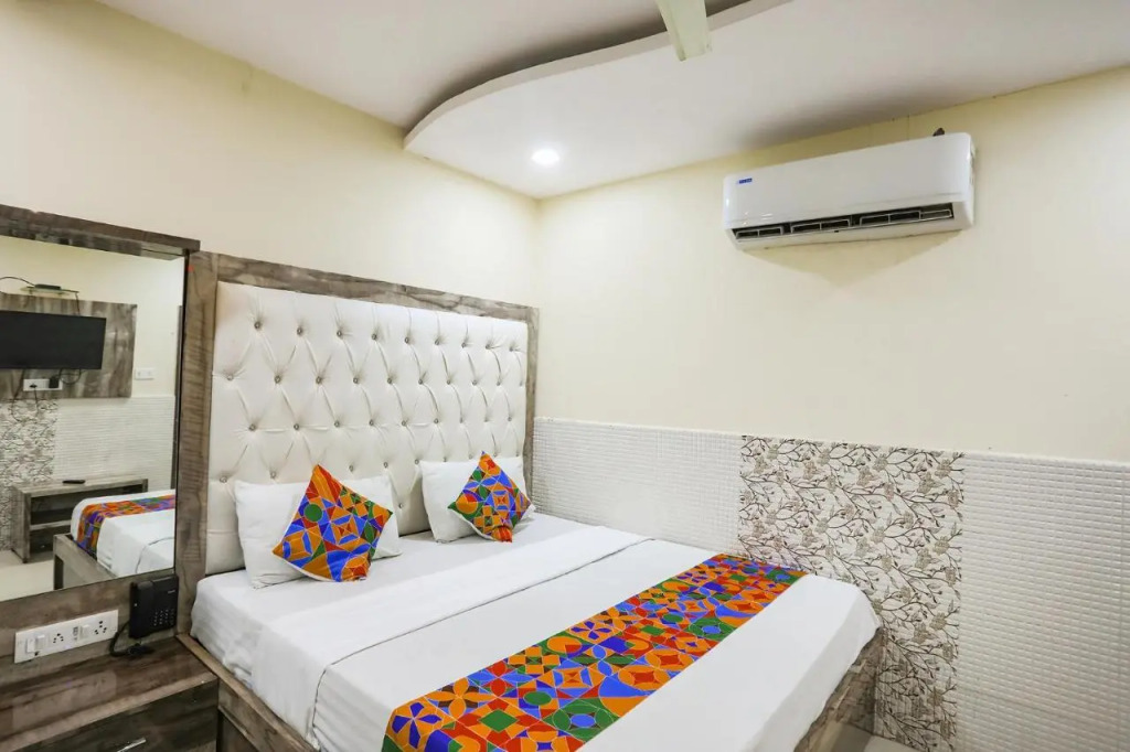 Fabhotel Welcome