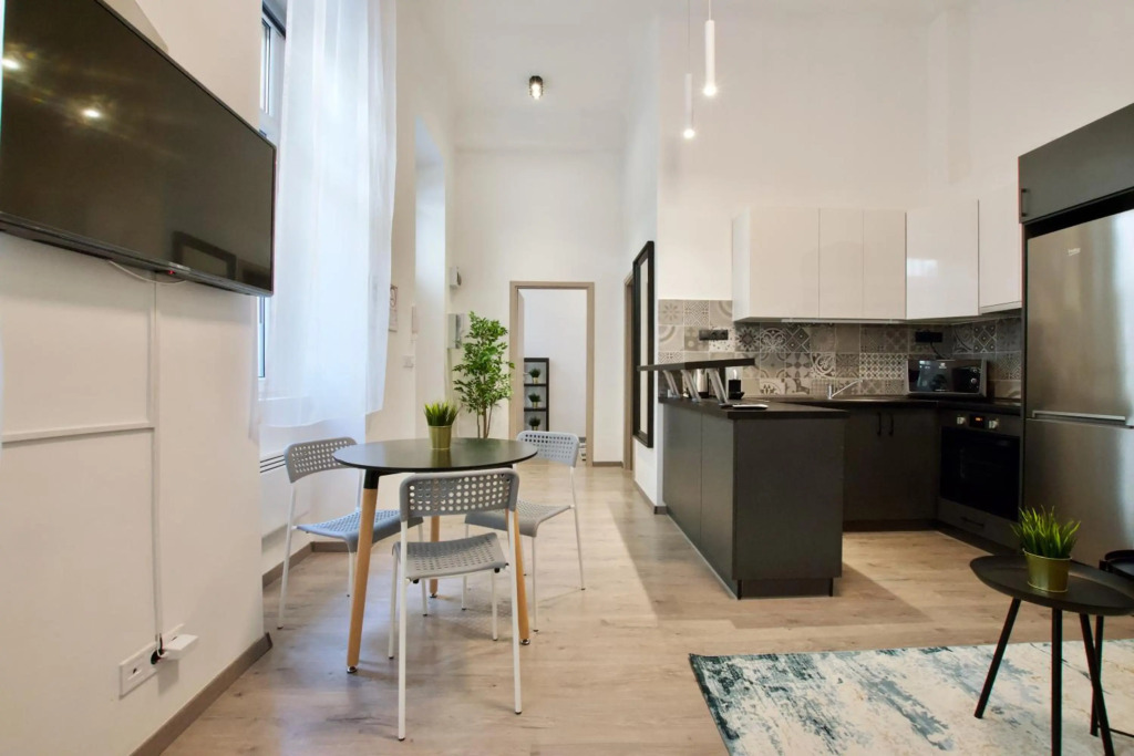 Standard Apartment by Hi5 - Rákóczi 23 Studio