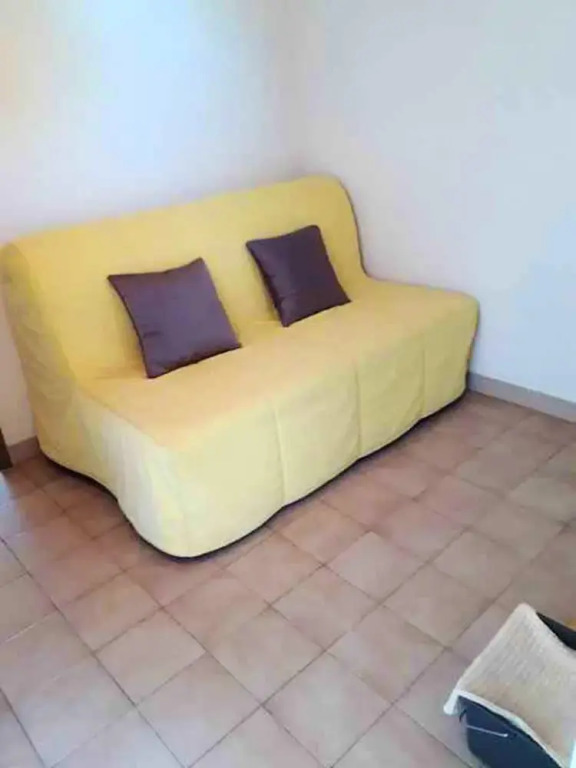 Studio in Sanary-sur-mer, With Wonderful Mountain View and Enclosed Ga