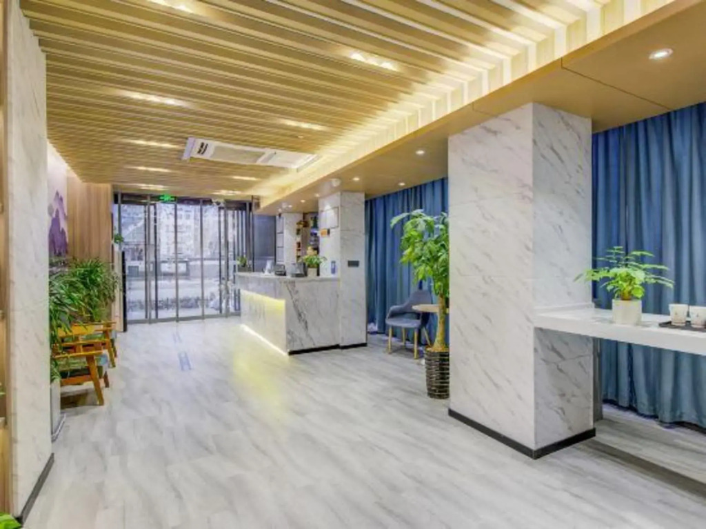 Aibo Hotel