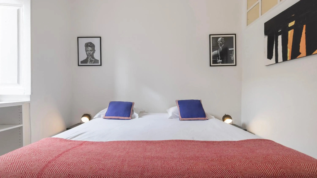 Private Terrace Apartment in Historic Centre 3 by Lisbonne Collection