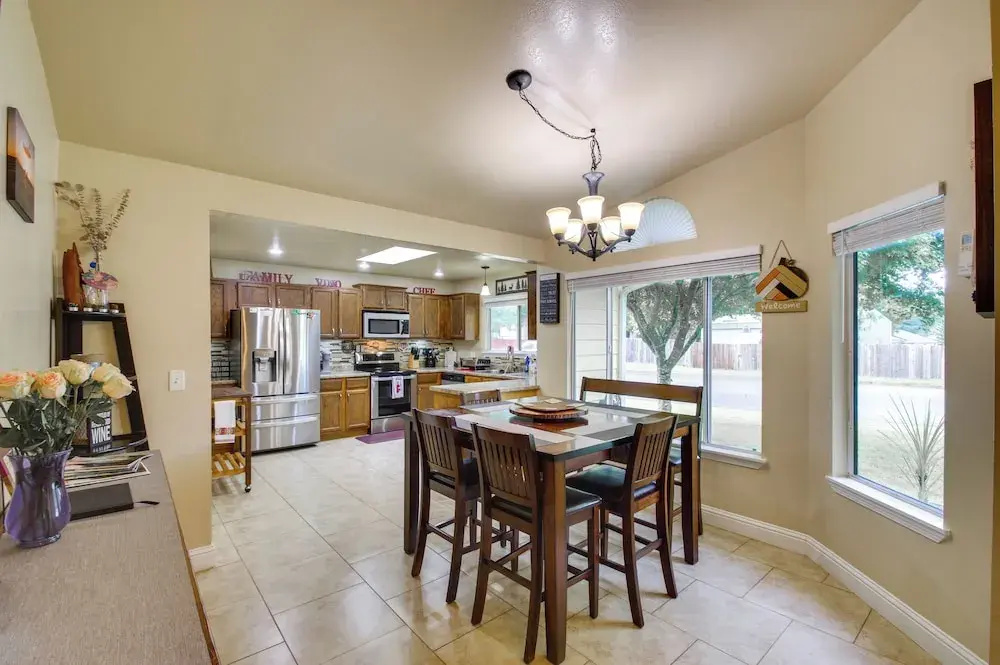 Coastal Retreat Near Redwoods & 2 Miles to Beach!