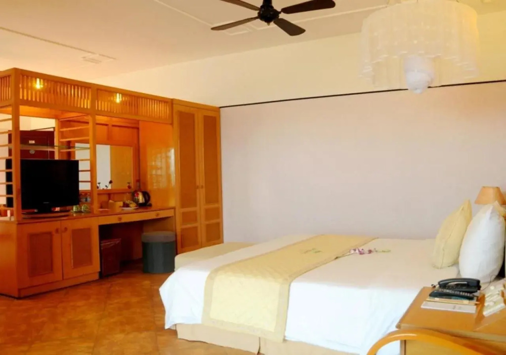 Tam Giang Resort And Spa
