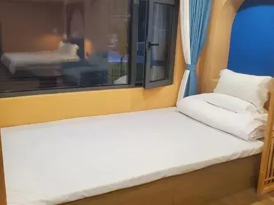 Sanya Alley Mo Homestay (Wuzhizhou Island Back Bay Branch)