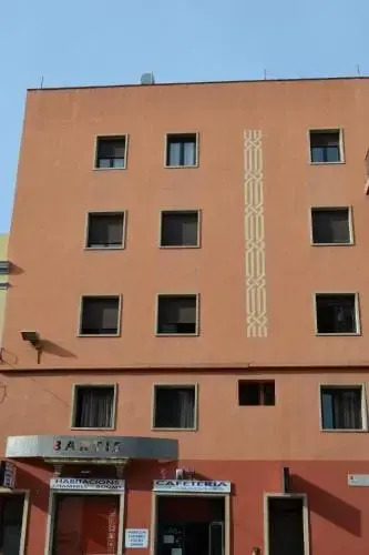 Hostal Bartis