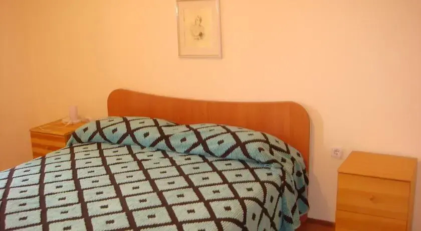 Balatoni Lakófalu