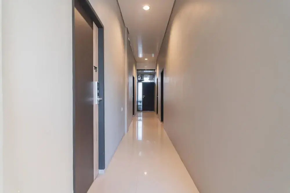 RedDoorz Plus near Siloam Hospital Balikpapan