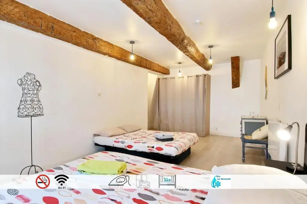 Les marches de St Charles - 100M2