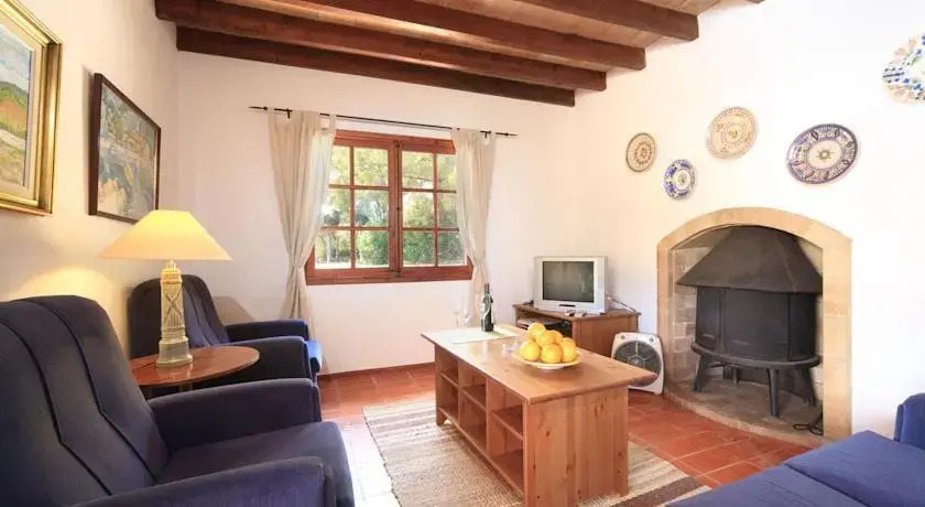 Villa Lluch