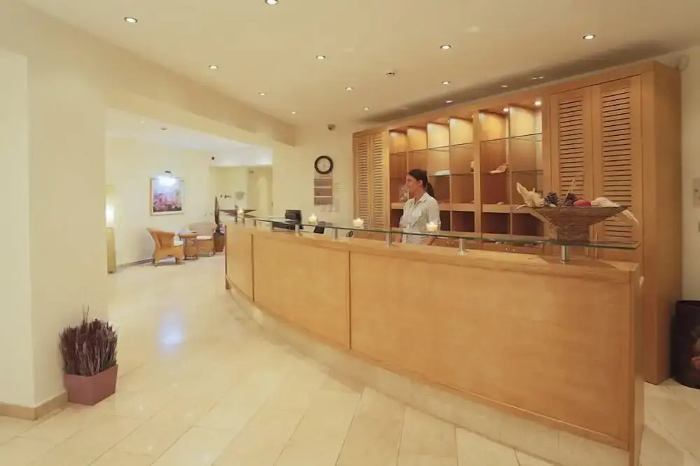 Imperial Hotel, Riviera Holiday Club