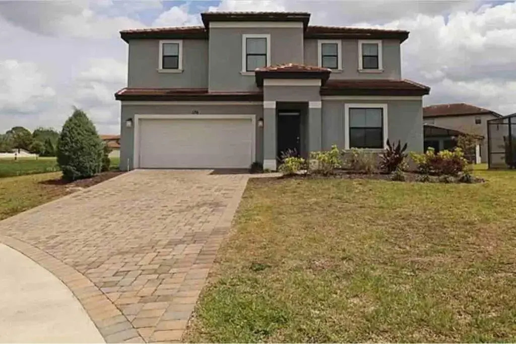 SPACIOUS 6bdrm Villa near ALL the attractions