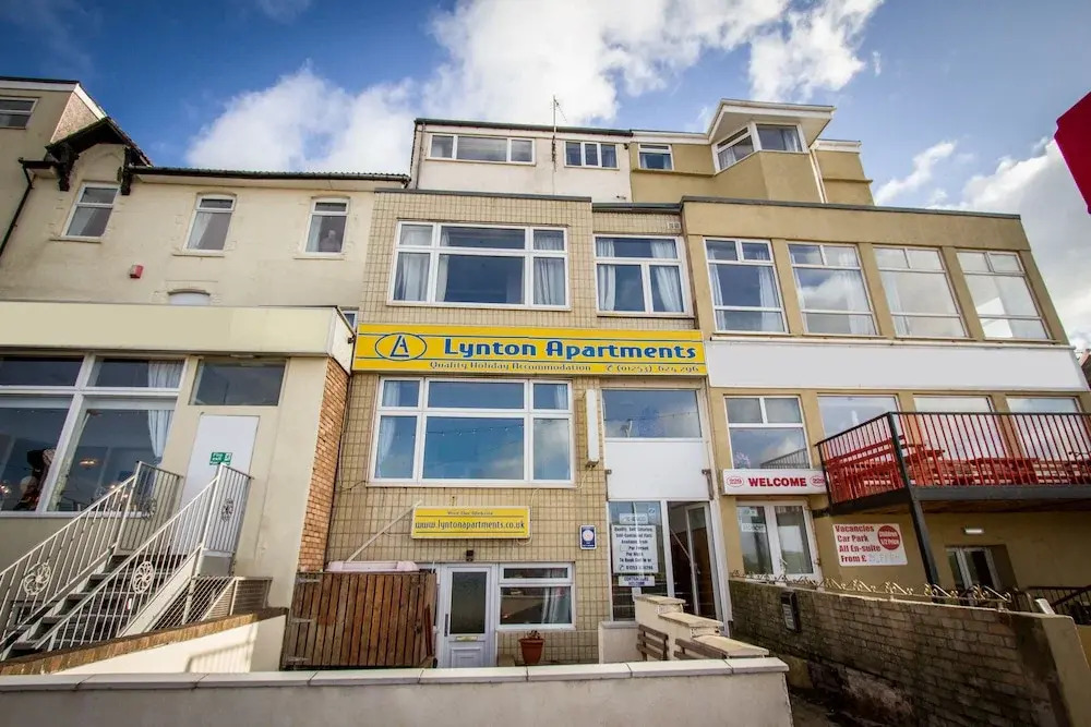 Lynton Apartments