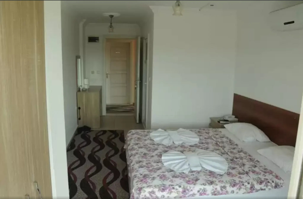 Demirci Hotel