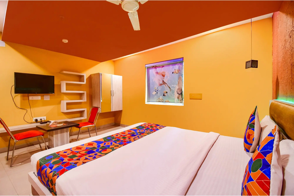 Capital O 11408 Hotel Sai Jagannath
