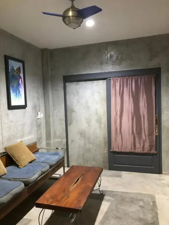 Beach Way Apartment
