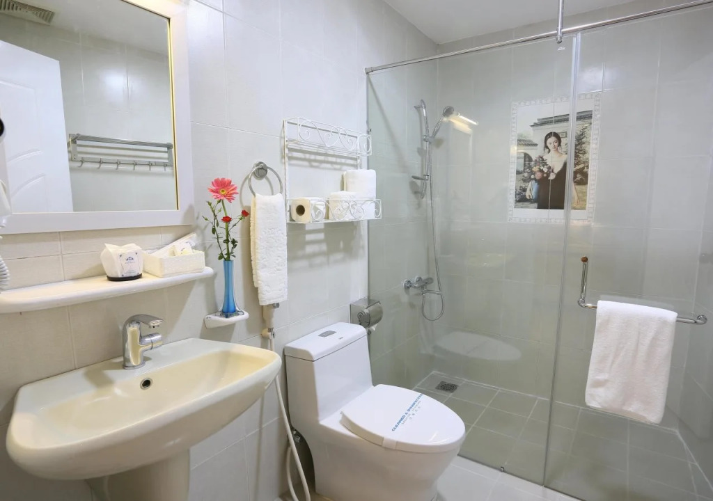 A25 Hotel - 14 Pho Duc Chinh