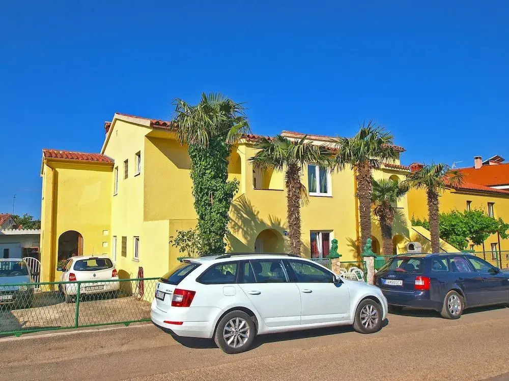 Apartment Gey 671