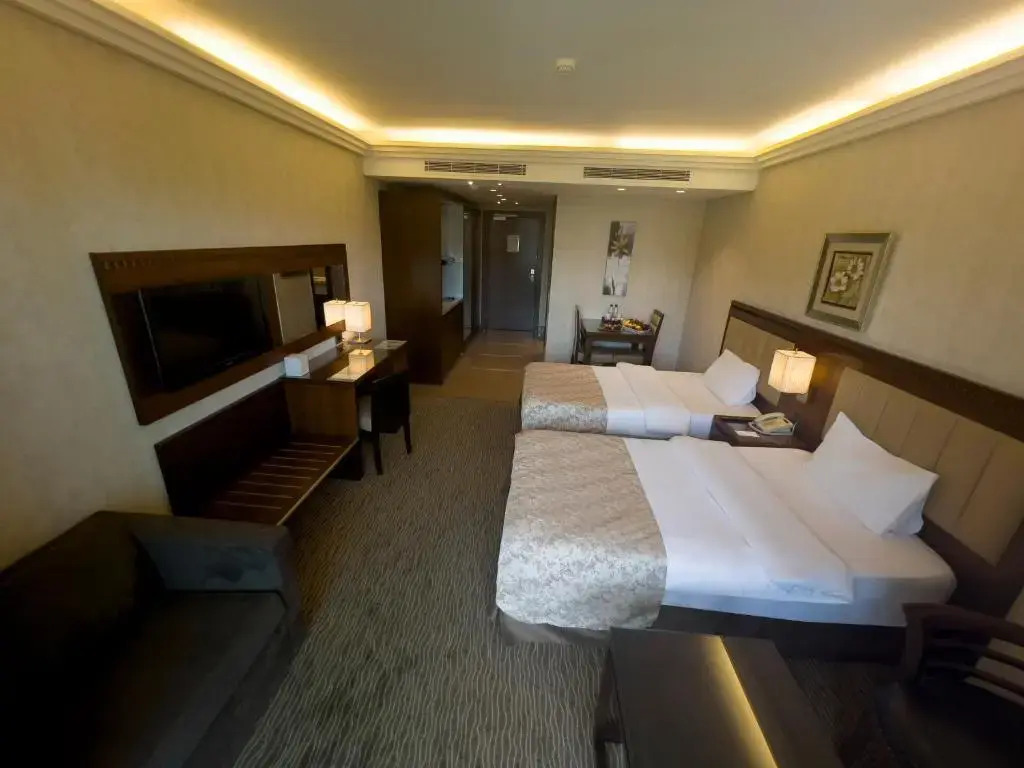 Lancaster Suites Raouche