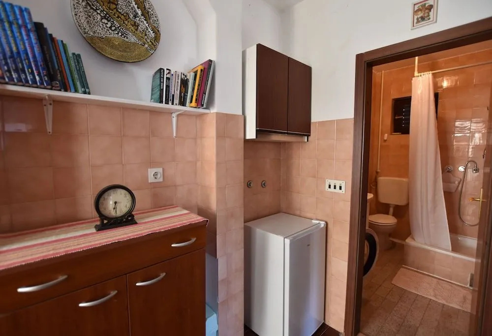 Room Vesna