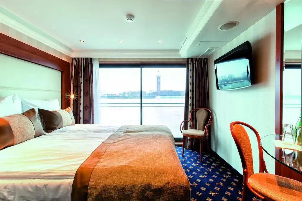 Crossgates Hotelship Nizzaufer - Frankfurt