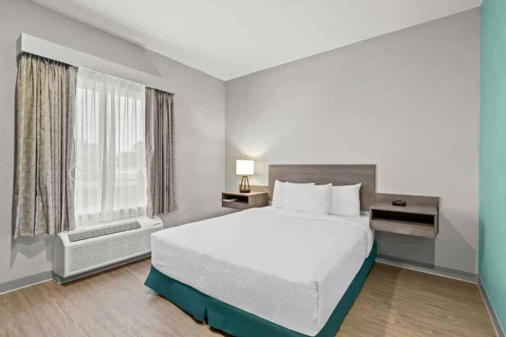 Echo Suites Extended Stay by Wyndham Atlanta-Conyers