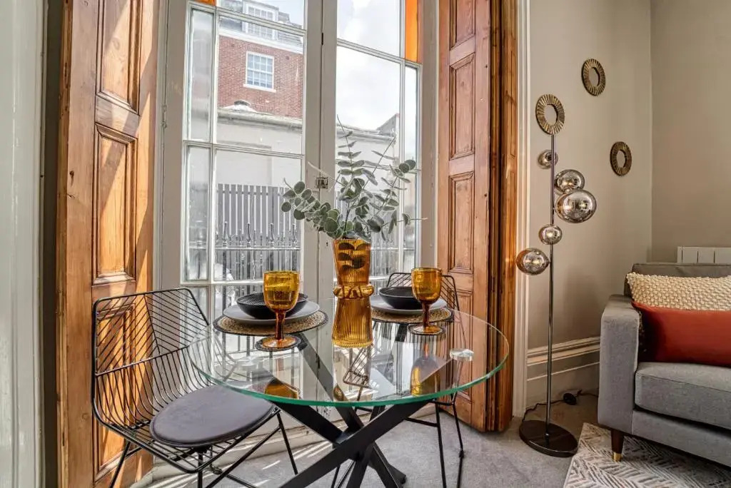 Stylish Worcester Studio Apartment