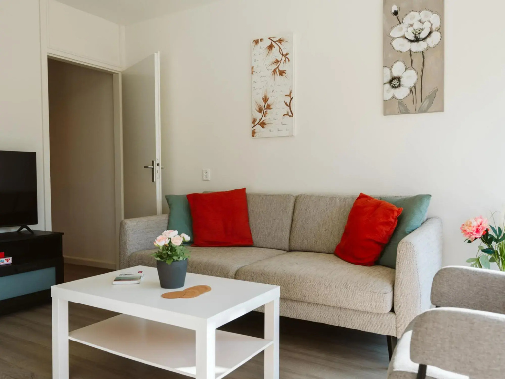 beautiful spacious and bright holiday home for 4 people