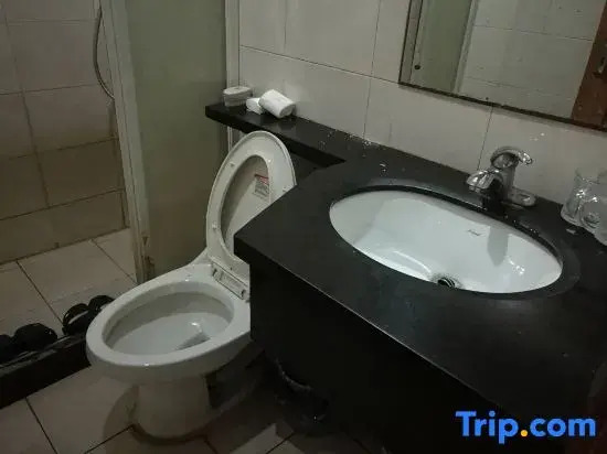 Hushan Wangdu Guest Room