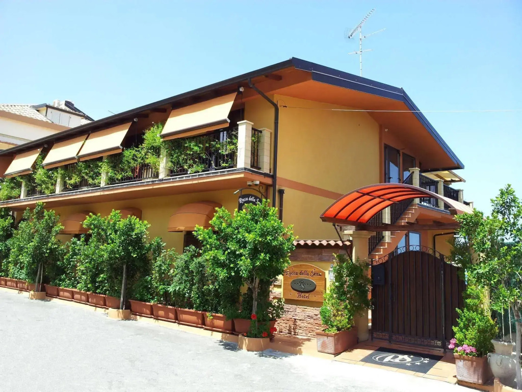 Hotel Rocca Della Sena