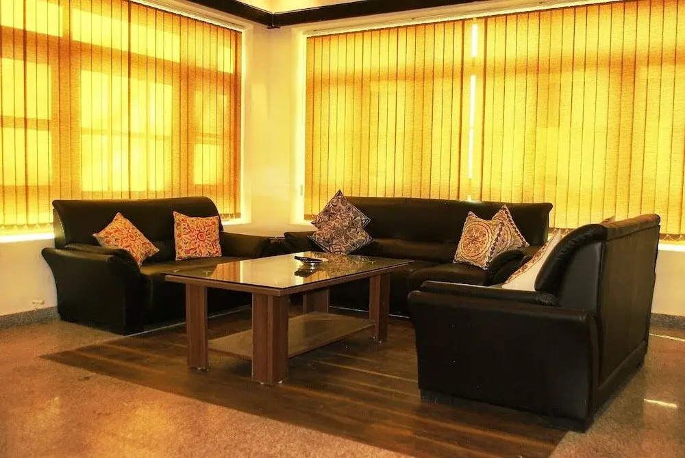 Hotel Golden Palace
