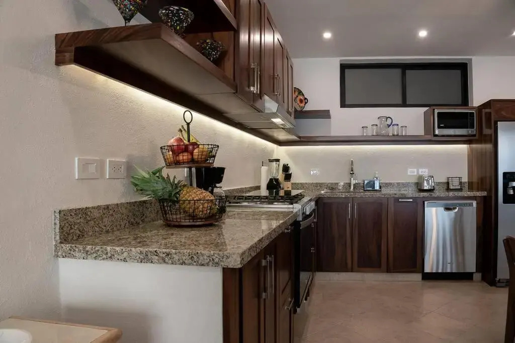 Condo SantoMar - Scenic views, 2Bed, 2Bath in Downtown, Pool, Gym, BBQ