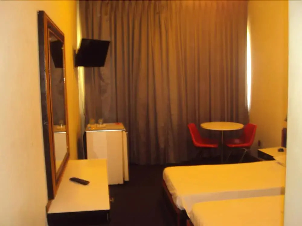 Domus Hotel