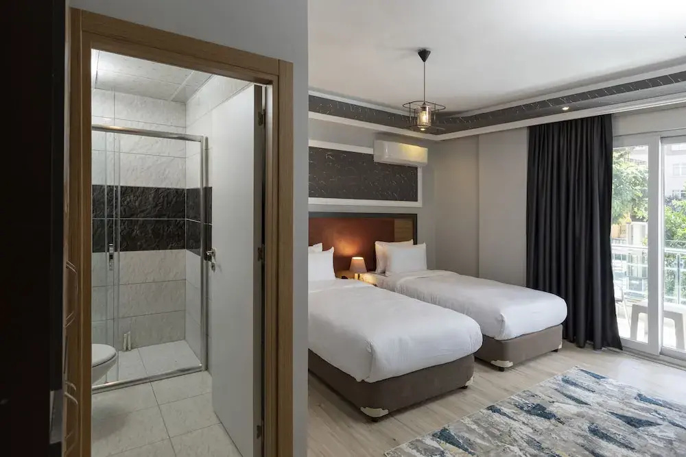Toprak Otel