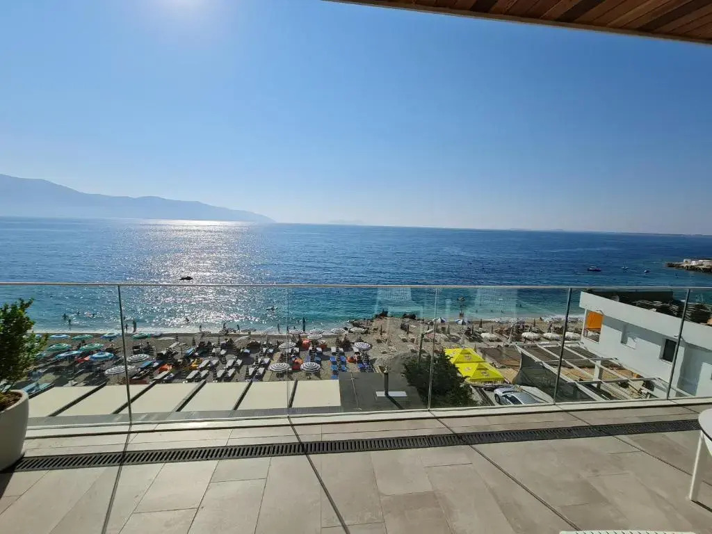 Hotel Aross