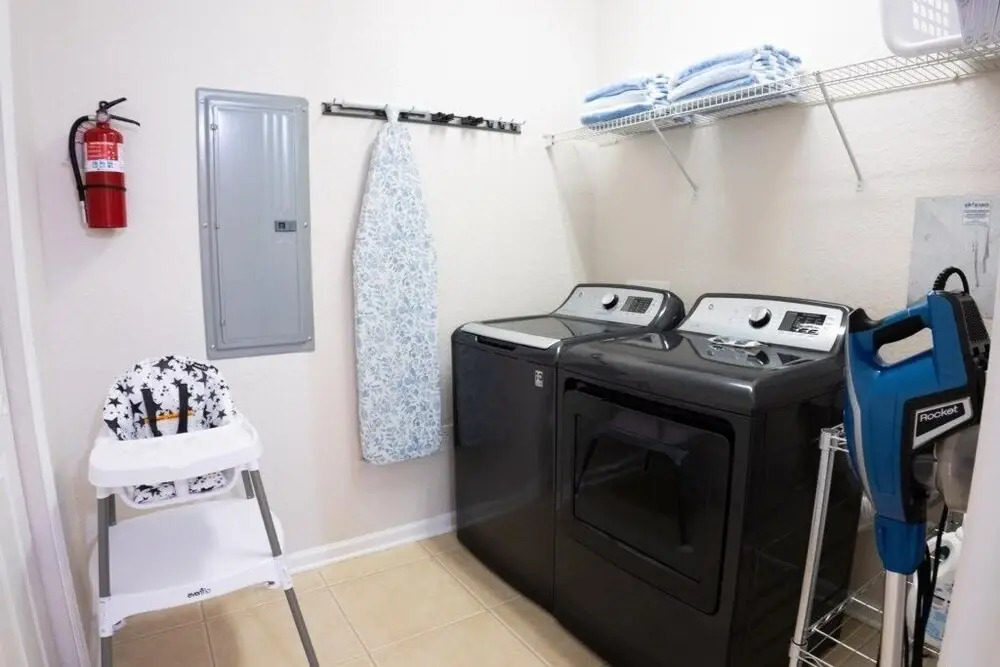 Vista Cay 2 Bed Condo Near Convention Center 2 Bedroom Condo by Redawning