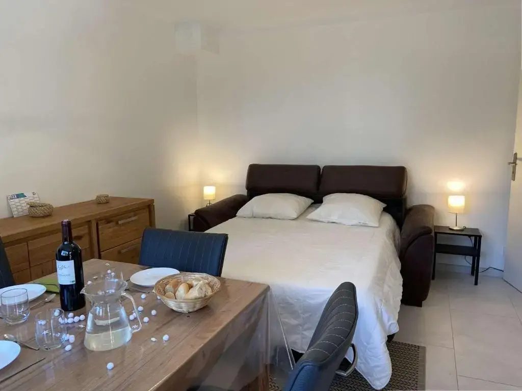 Appartement Fréjus, 1 pièce, 2 personnes - FR-1-226A-69