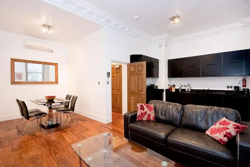 Apartment 2, 48 Bishopsgate by City Living London