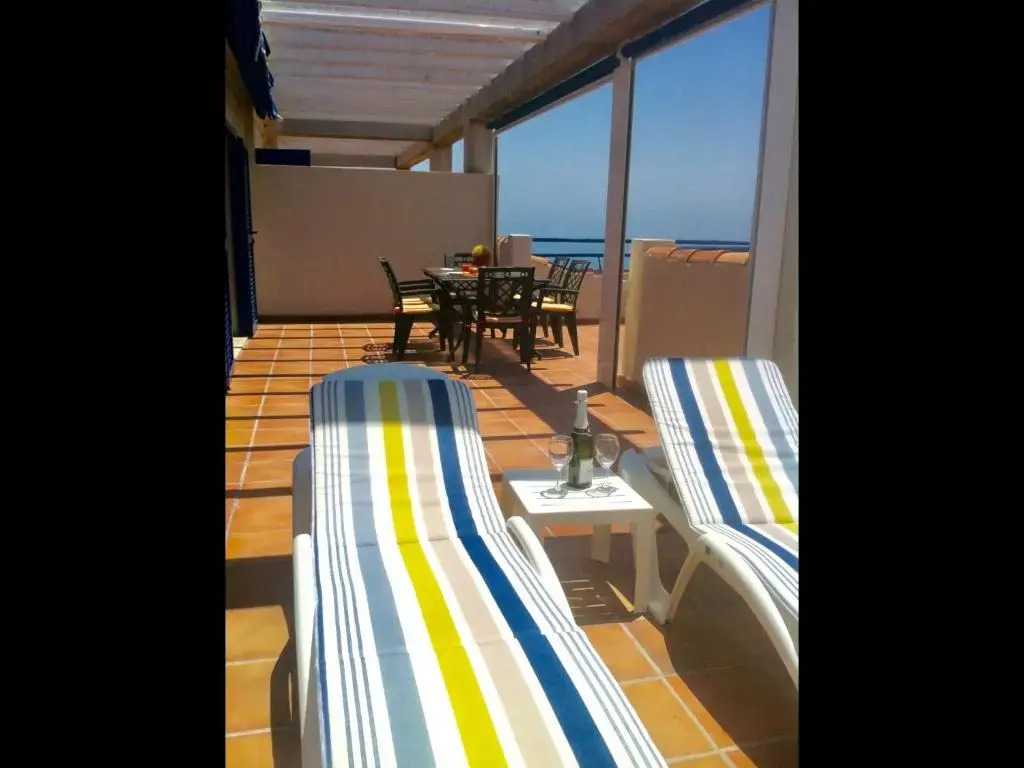 Stunning Penthouse in San Luis de Sabinillas