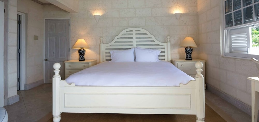 Radwood Beach Villa No. 1