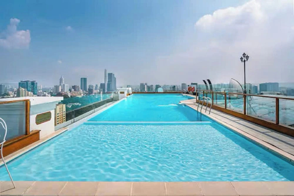 Vertex Luxstay Leman The MarQ Residence