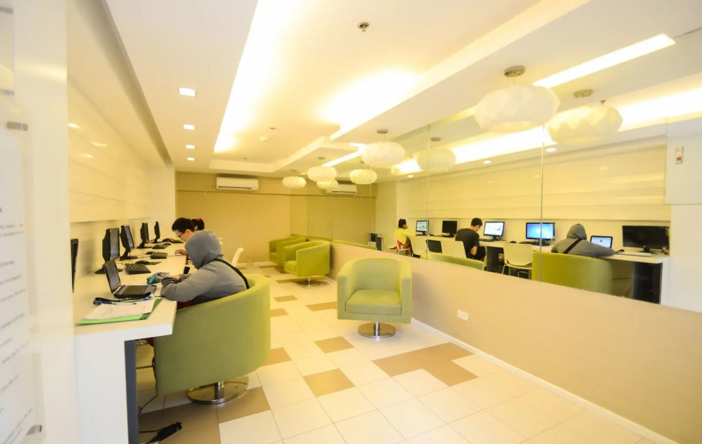 Extremeli Suites