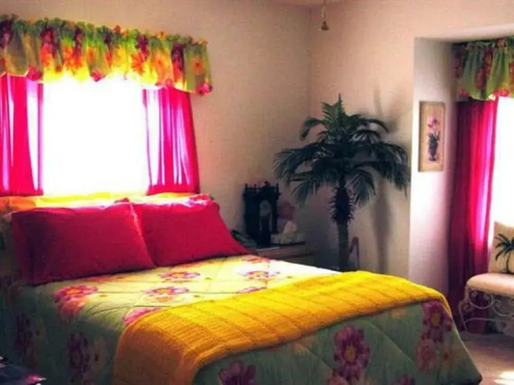 Tropical Paradise Bed & Breakfast