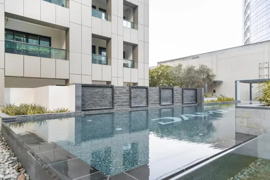 HiGuests - Cozy Studio With Balcony in Business Bay
