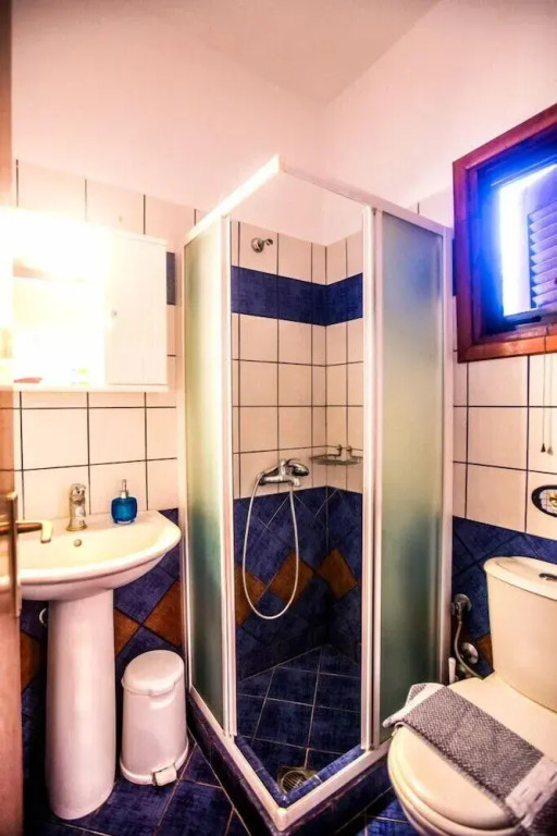 Anna Karra Studios & Apartments